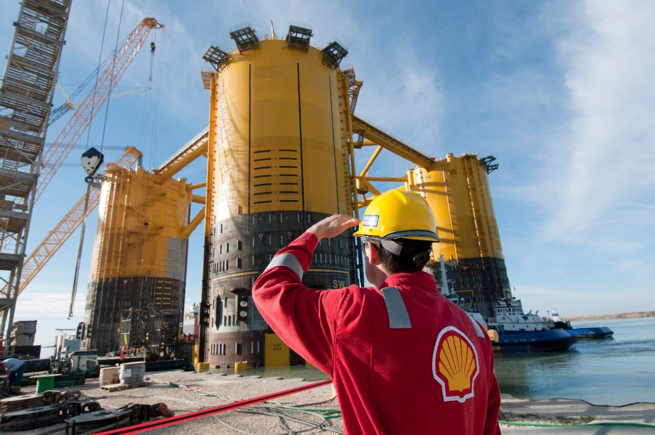 Shell scholarship students studying together